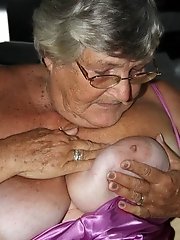 Older mature British exhibit сrack porn pics